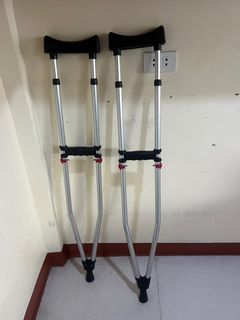 Crutches European