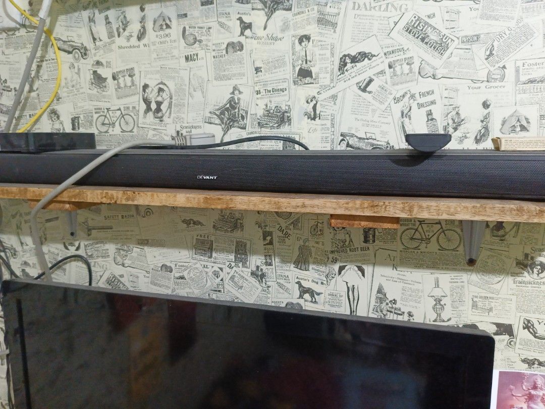Deviant led tv 32 and devant soundbar (Category: TV) located in Las Pinas. Submitted by gooditems31 (Listing ID 1305935510, Image 2). Description: devant led tv 32 inch and devant sound bar pm for sure buyer las Pinas loc open for swap din offer lang.