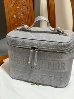 （分類：）位於 。 由 lempicka 提交（商品編號 1306007492，圖片 1）。簡介： 。