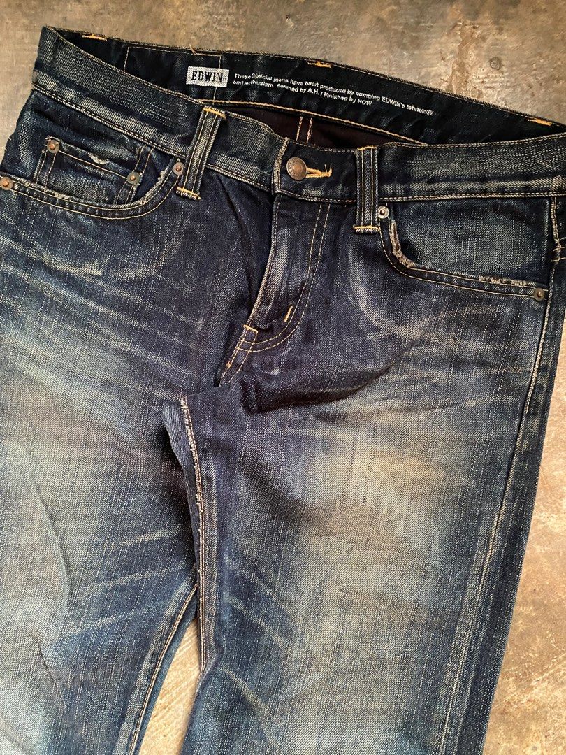 Edwin Pants (Category: Jeans) located in Davao. Submitted by wabadgetthrift (Listing ID 1305918358, Image 3). Description: Edwin Pants Size 29 on tag 32 on tape Length 40, leg opening 8.5 Minor issue scratch lower back part Overall good condition 450 plus sf Dm interested 📩.
