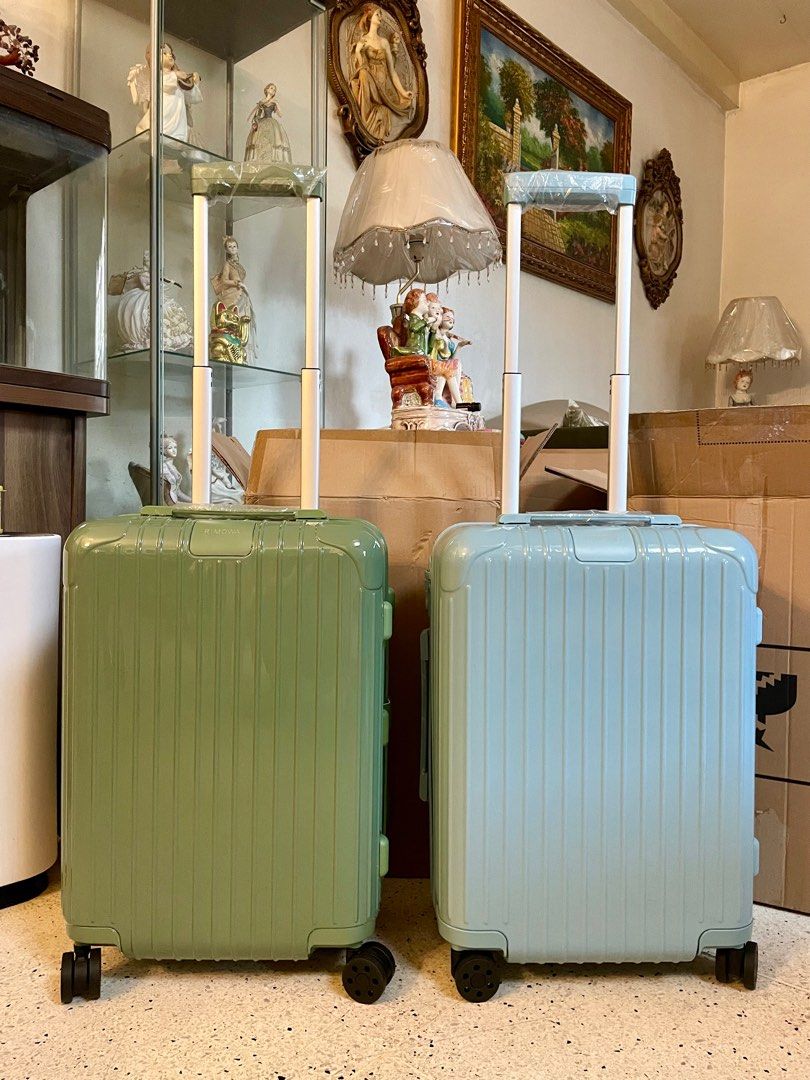 Hand luggage trolley outlet