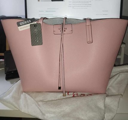 Guess Reversible Bobbi Tote Bag Women s Fashion Bags Wallets Tote Bags on Carousell