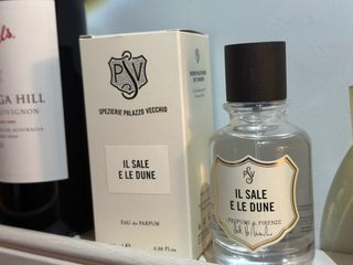 （分類：）位於 。 由 kitzi.perfum 提交（商品編號 1305977681，圖片 1）。簡介： 。