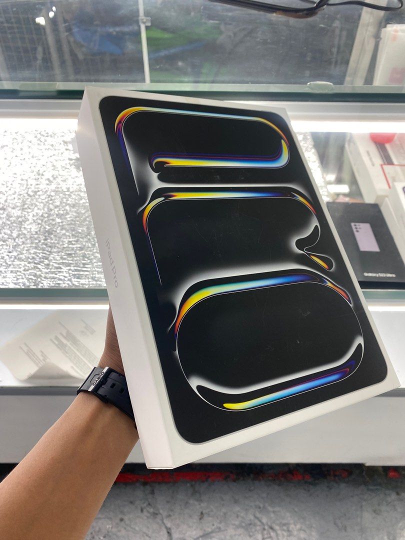 iPad Pro 11-inch M4 256gb Wi-Fi (Category: iPad) located in San Juan City. Submitted by rodelmarllemit (Listing ID 1305879955, Image 3). Description: Brand new iPad pro 11 inch M4 Wi-Fi Rom: 256gb Color: Silver 1 year warranty 7days replacement Mode of Payment: •Cash •Bank Transfer •GCash & Pamaya Installment: •Credit Card •Ggives Facebook Page: •ASHLEY & LYN •JENNY TELECOM •Cash on Delivery •Shipping •Meet Up •Trade In You can visit our Physical