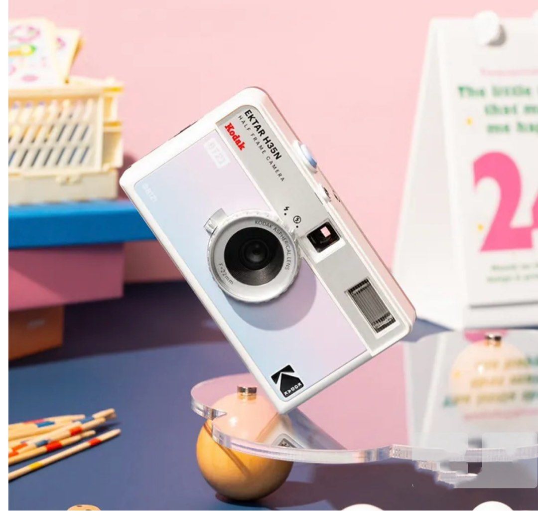 BTS x KODAK Ektar H35N Half Frame Film Camera BT21 EDITION 半格