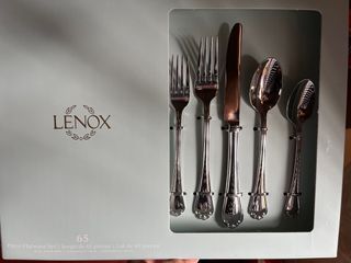 Lenox Chelse Muse 65-Piece Flatware Set