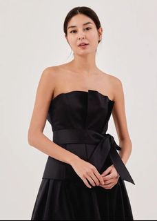 (Category: ) located in . Submitted by jtxcloset (Listing ID 1305947547, Image 1). Description: .