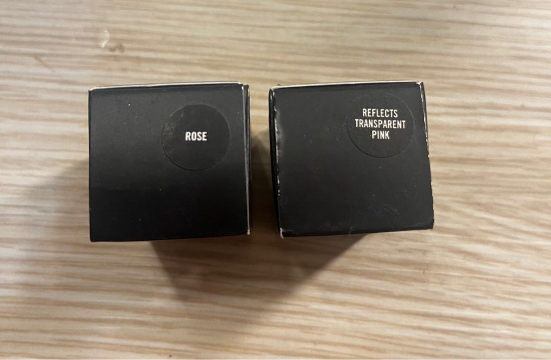 MAC eyeshadow pigment (Rose) (Category: Makeup) located in Quezon City. Submitted by micmouse24 (Listing ID 1305964874, Image 2). Description: 400 pesos EACH. REFLECTS GLITTER SOLD. .