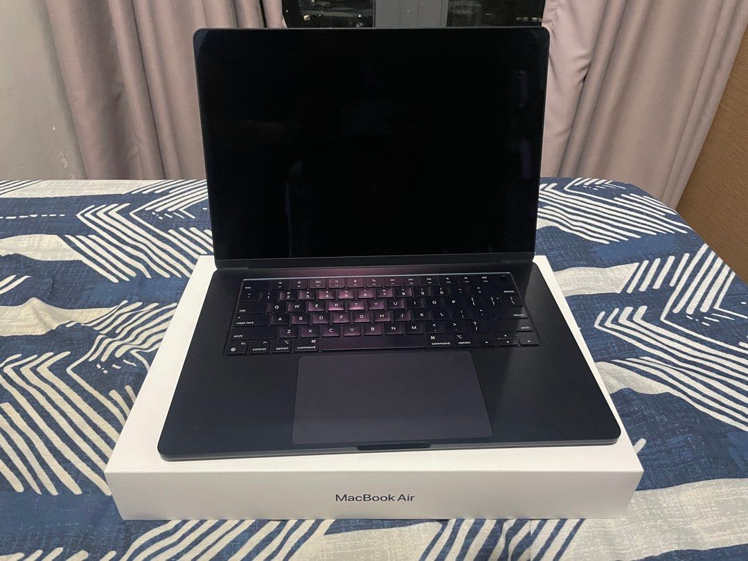 Macbook Air M2 15 256GB SSD (Category: Laptops & Notebooks) located in Makati City. Submitted by goodstuffscrubs (Listing ID 1305995349, Image 1). Description: Selling Macbook Air M2 15-inch 256GB SSD Item is only 6 months old No dents or anything, in pristine condition 100% batt health Meet-ups in Manila/Makati/BGC can be arranged Price is slightly negotiable With silicon keyboard cover RFS: will switch to Windows (this time for real lol) .