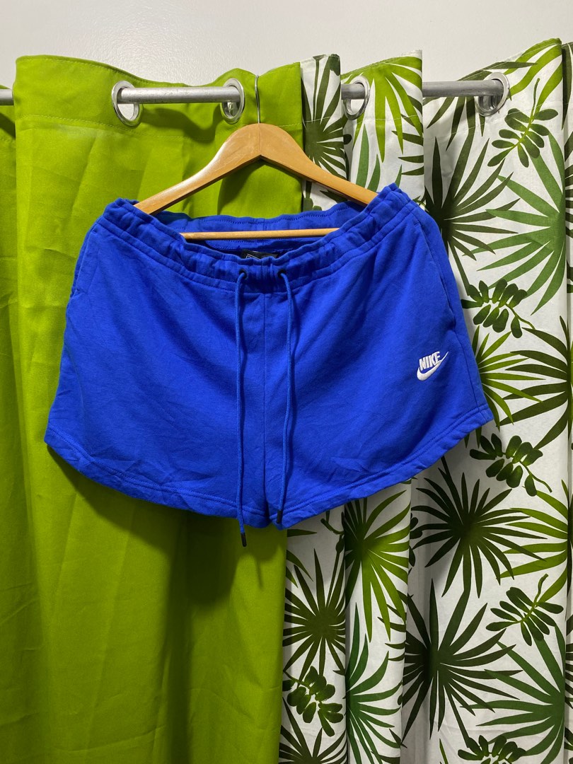 mens nike above the knee shorts
