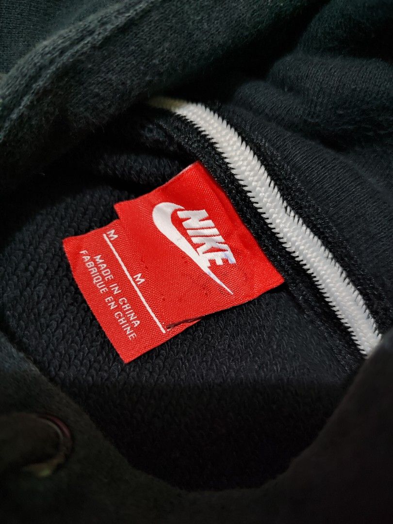 Nike air red tag shop