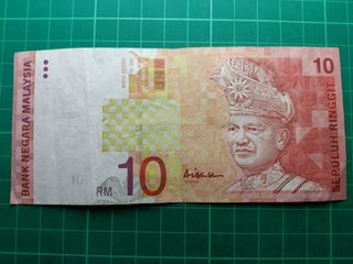 RM10 Ali center series ke-10 , 10Th series banknote. Prefix : CD9177267 ...