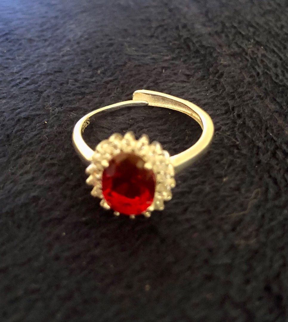 S925 Ruby Ring (Category: Rings) located in Don Carlos. Submitted by pphixi (Listing ID 1305893426, Image 2). Description: S925 ruby ring. Free size as it is an adjustable ring size. See photos for details..