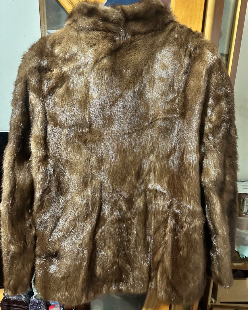 SAGA MINK Saga Fur 毛皮大衣真毛皮棕色世界頂級水貂毛認證大衣SAGA MINK 貂毛原價20萬甜售9999 運35, 她的時尚,  外套、夾克、大衣在旋轉拍賣