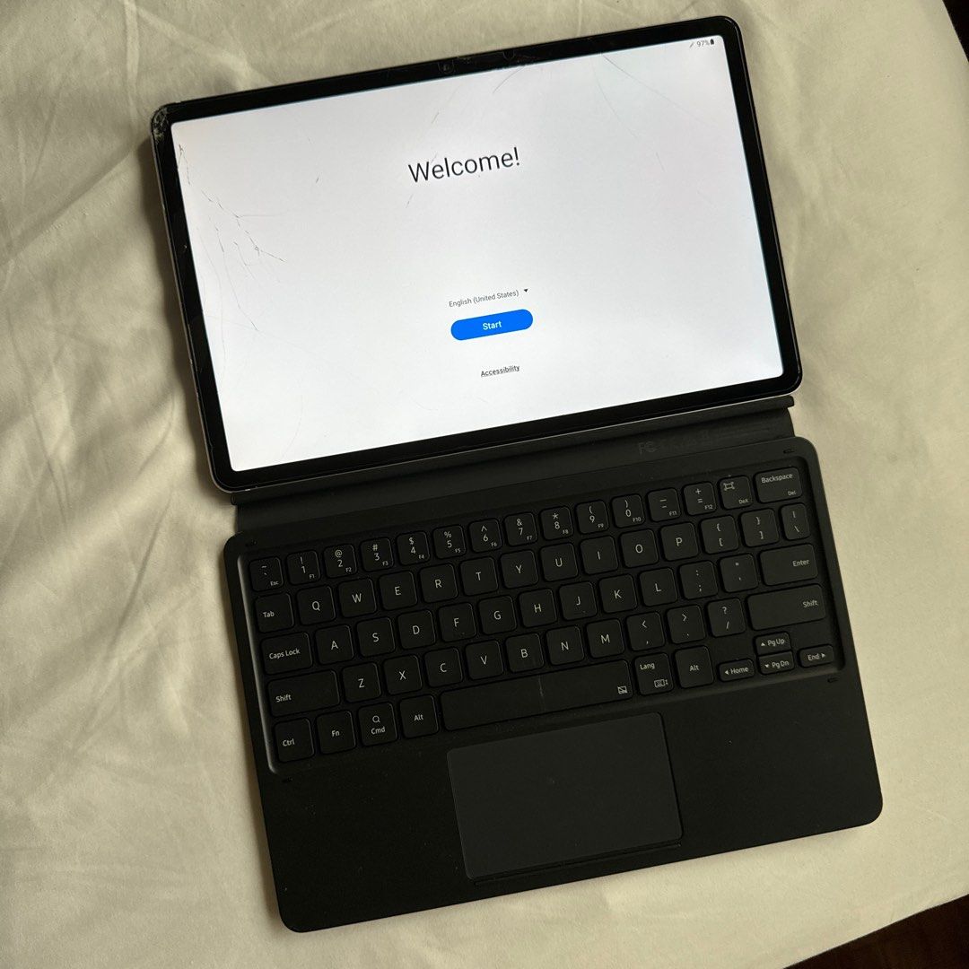Samsung galaxy tab S7 11” with keyboard (Category: Android) located in Manila. Submitted by legarb (Listing ID 1305931853, Image 2). Description: Bought brandnew at 39,900 php. Very lightly used, but dropped it when it was so new so there are scratches on the screen. Used it still for a few months as it didn’t affect the display of the screen. Everything works properly, good as new really if not only for the screen. Included: Tablet S pen Origina