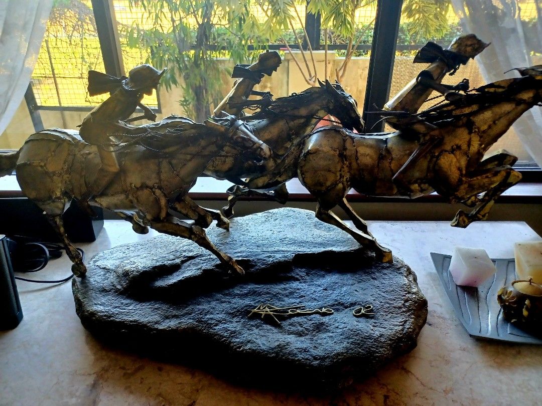 Sculpture Art by Michael Cacnio (Category: Other Home Decor) located in Muntinlupa City. Submitted by victorb85 (Listing ID 1305901548, Image 1). Description: Rare Sculpture Artwork of Michael Cacnio 2002 made on stone Complete with papers Best with Ferrari & Porsche Owners.