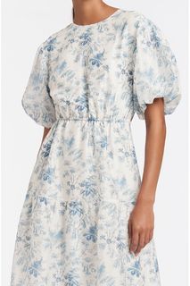 (Category: ) located in . Submitted by fractionfashion (Listing ID 1305844631, Image 1). Description: .