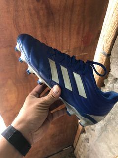 soccer shoes 6.5mens