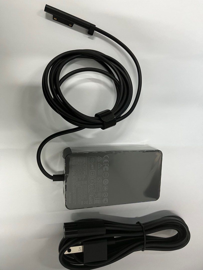 Surface pro adapter406100247923271680