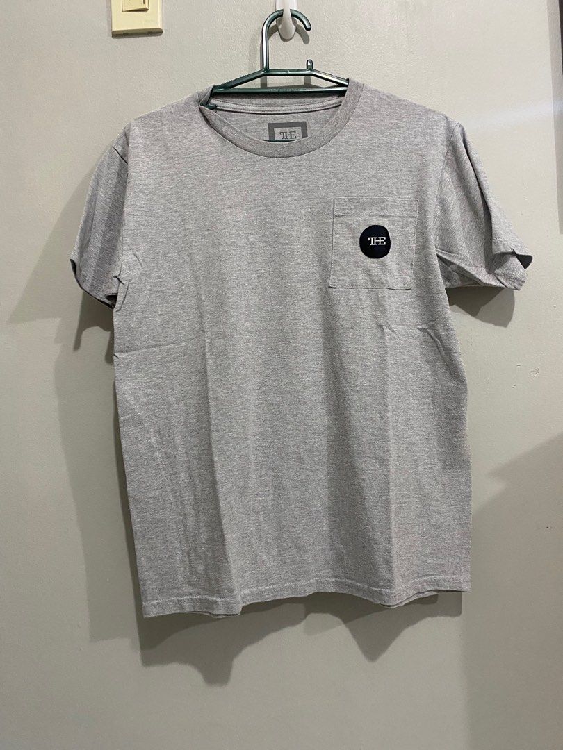 THE Clothing Pocket Shirt (Category: Tshirts & Polo Shirts ) located in Manila. Submitted by ron_randoms (Listing ID 1305899283, Image 1). Description: THE Clothing Pocker Tee Medium 20 x 26.5.