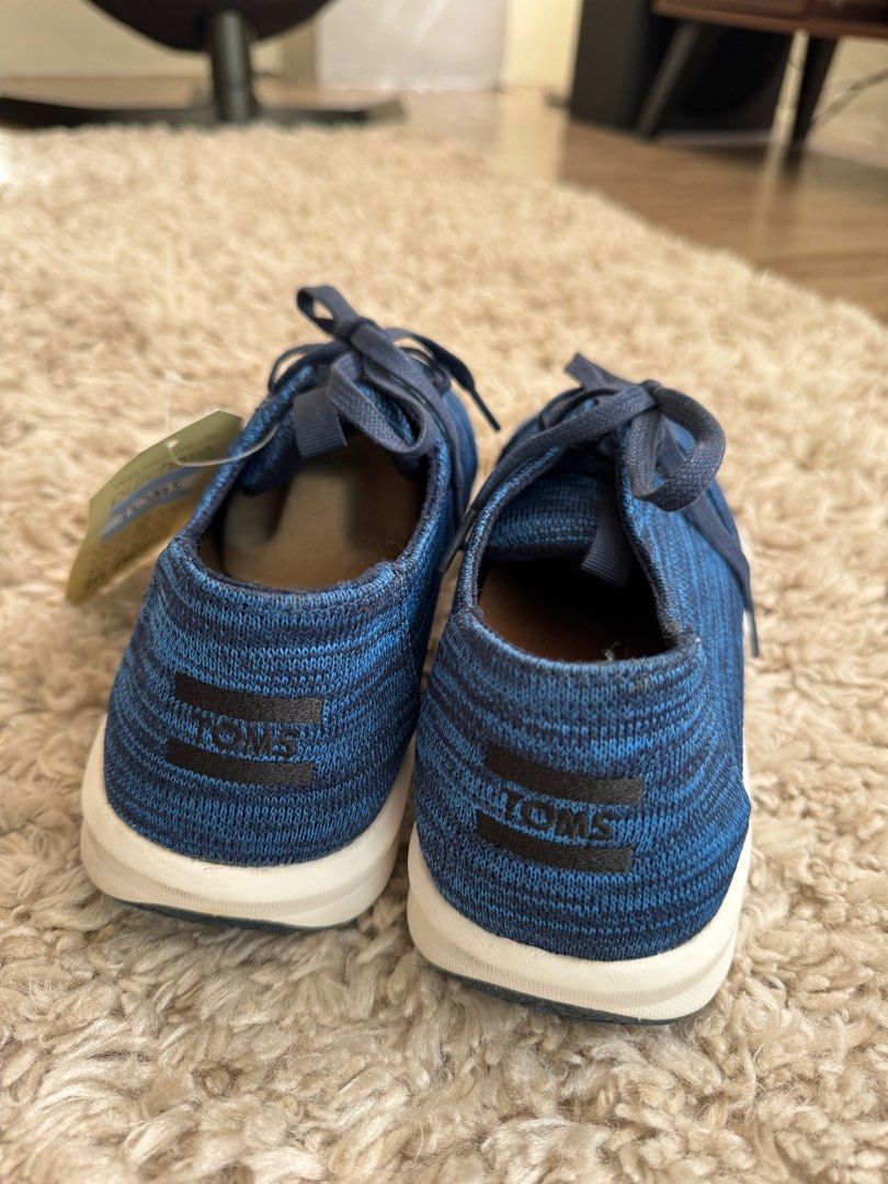 Toms Mens (Category: Casual Shoes) located in Manila. Submitted by pormada (Listing ID 1305849972, Image 3). Description: 100% authentic from usa Brandnew.