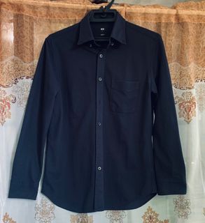 💠💠UNIQLO💯MIDNIGHT BLUE BUTTON UP LONG SLEEVE SHIRT  w/TIE FOR MEN💠💠