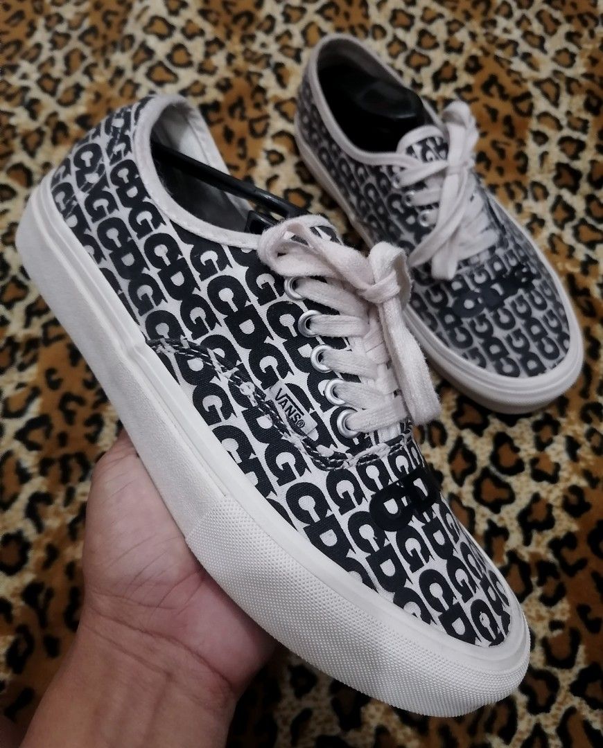Cdg vans price clearance