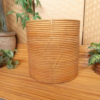 Vintage Large rattan pencil reed round basket planter pot