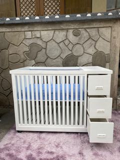White Wooden crib Customize with drawer
