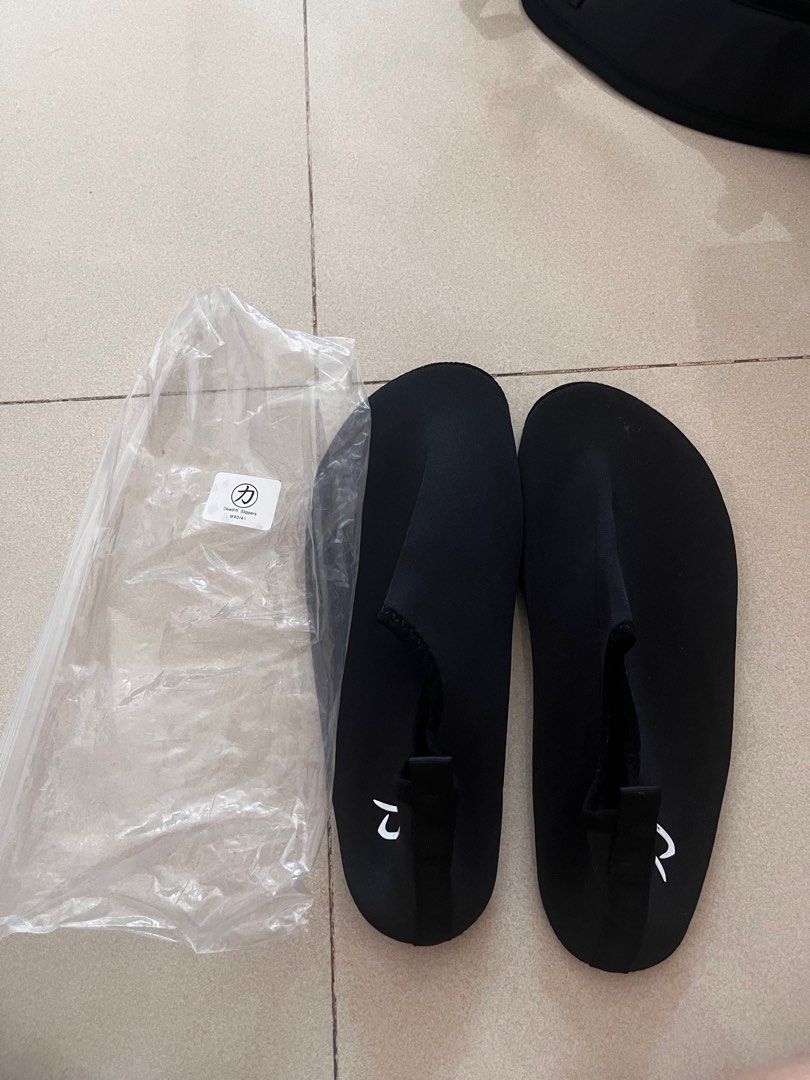 Squat slippers on sale