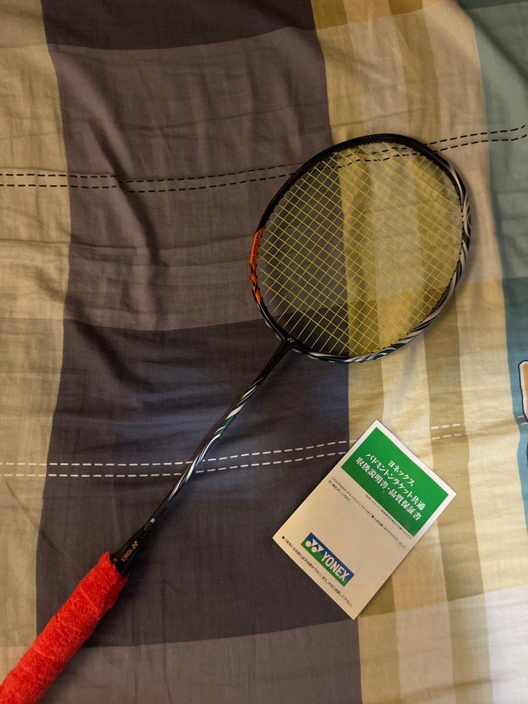 Yonex Astrox 100zx 4U5 NOT 100zz, 運動產品, 運動與體育, 運動
