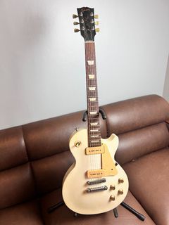 2011 Gibson USA Les Paul Studio 60's Tribute, Worn White Satin, Fat P90's, Klusons.