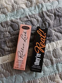 2pcs Benefit Mini Mascaras ( Roller Lash & they're real)