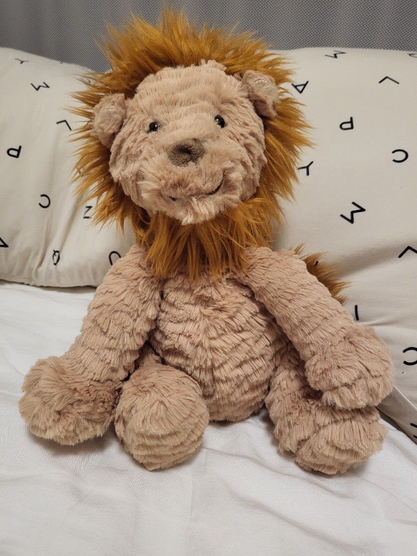 50 OFF Jellycat fuddlewuddle lion Medium Hobbies Toys Toys Games on Carousell