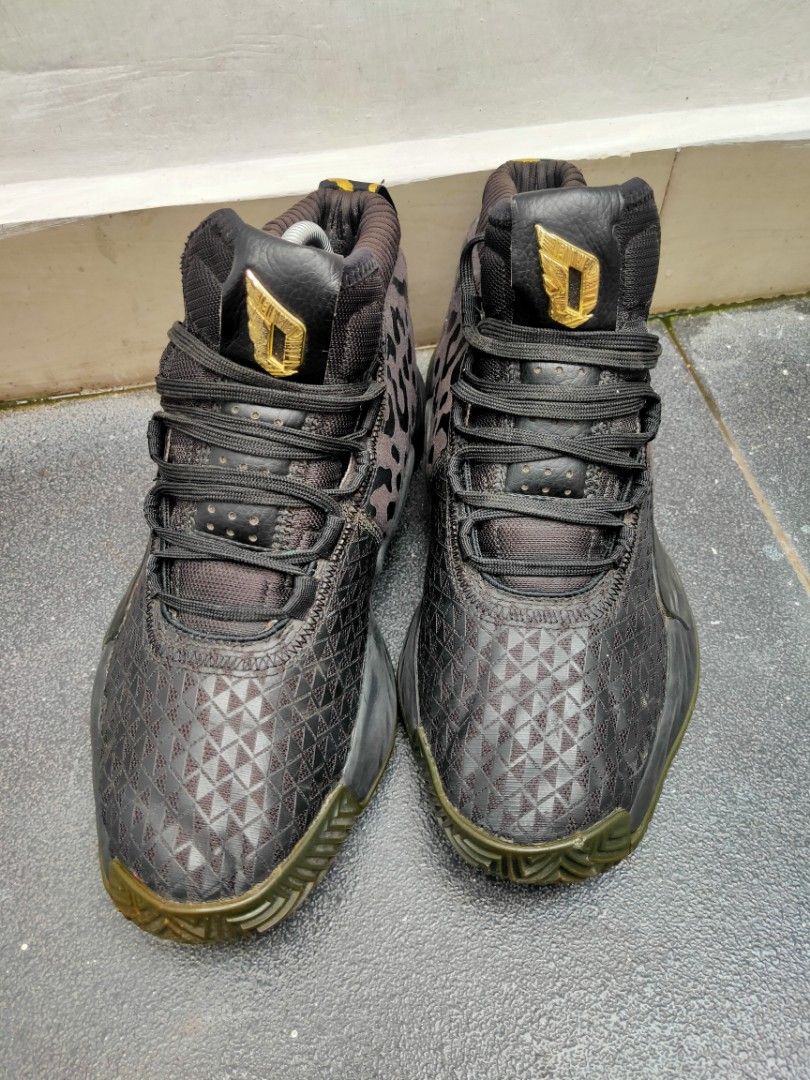 Adidas shoes dame 5 komik Marvel killmonger black panther sepatu basket high limited edition Fesyen Pria Sepatu Sneakers di Carousell