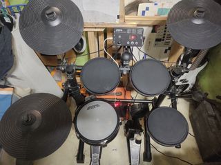AROMA TDX-15S Mesh Electronic Drum Set