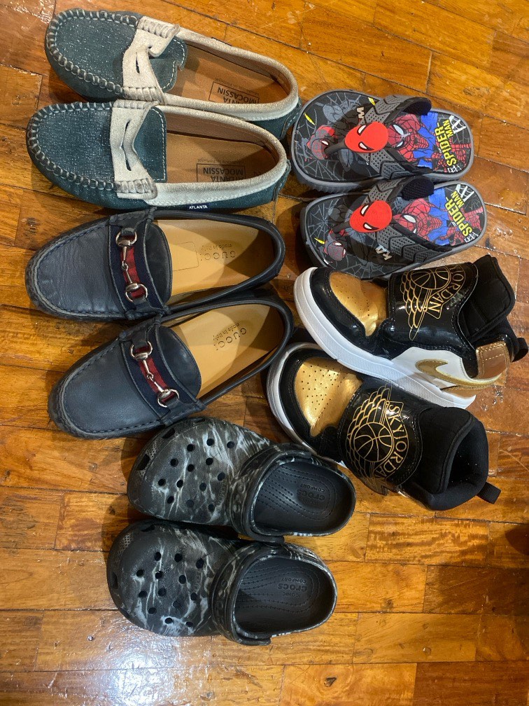 Gucci croc shoes store