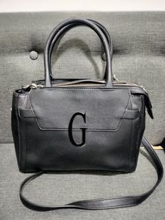 AUTHENTIC GUESS BAG
