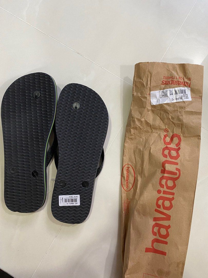 BNIB havaianas brazil slipper (Category: Flipflops and Slides) located in Singapore. Submitted by caroly12 (Listing ID 1301400449, Image 2). Description: brand new uncut havaianas slippers SELLING AT MAJOR LOSS FASTER GRAB.