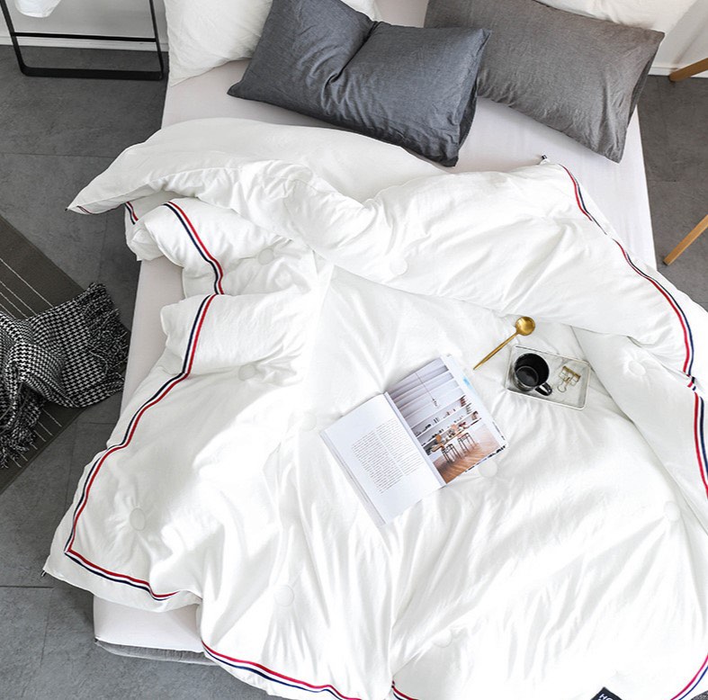 Brand New Good Quality Blanket Quilt