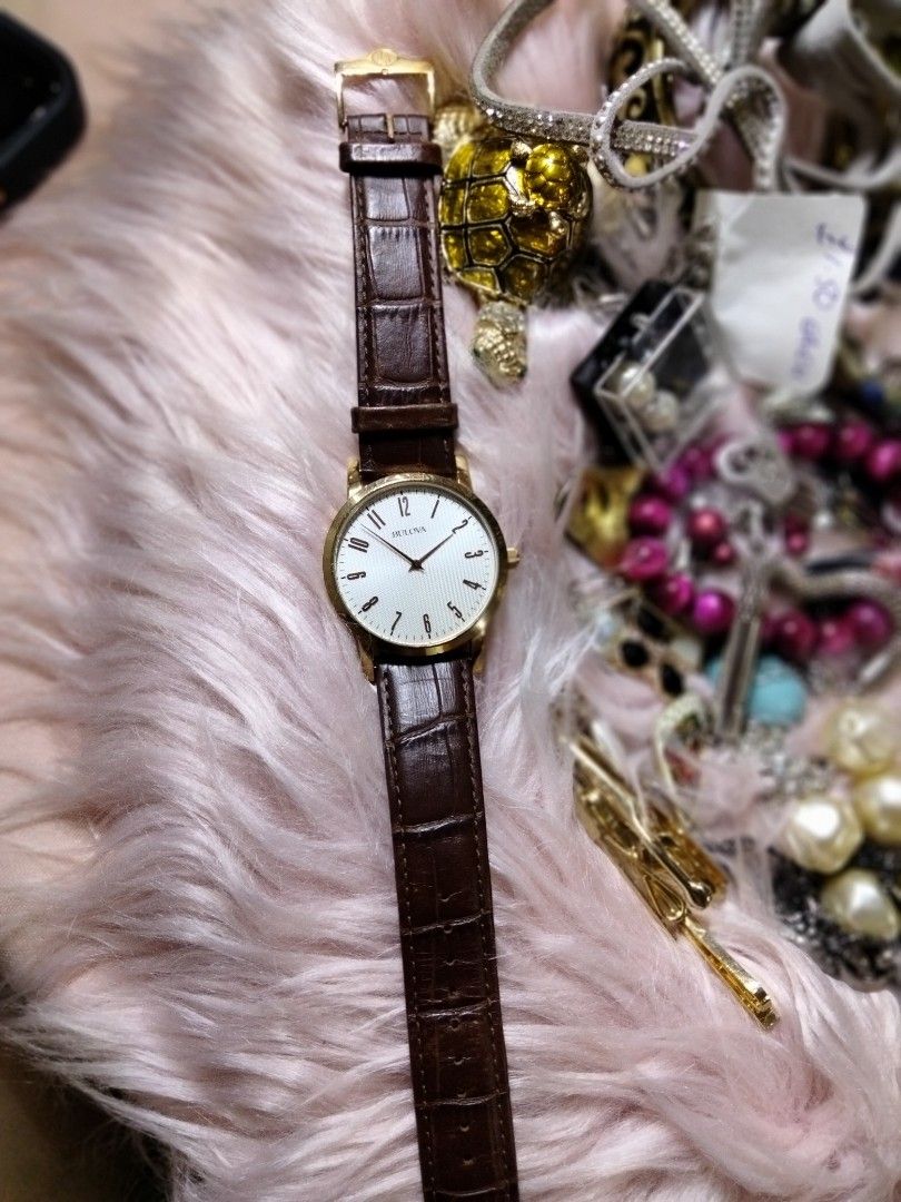 BULOVA WATCH C435273 MENS GOLD TONE BEZEL SILVERY WHITE FACE BROWN GENUINE LEATHER Men s Fashion Watches Accessories Watches on Carousell
