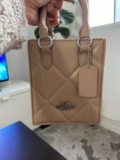 (Category: ) located in . Submitted by iefaa_irna (Listing ID 1301399613, Image 1). Description: .