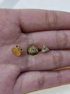 Dainty three diamond triangular earrings
