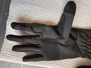 Decathlon gloves small size
