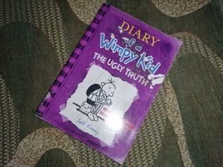 Diary of a Wimpy Kid : The Ugly Truth (Paperback)