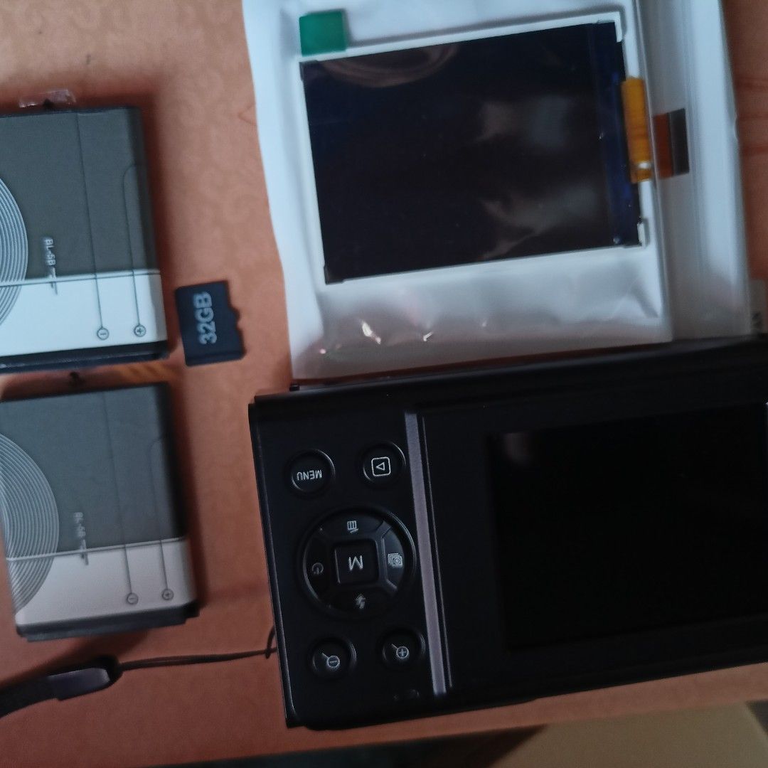Digital Camera (VETEK) (Category: Cameras) located in Bacolod City. Submitted by rouseaux (Listing ID 1301369361, Image 3). Description: Selling my digital camera for a much lower price since I got a new one. VETEK digital camera INCLUSIONS: Camera 2 batteries Charger 32 gb SD card OTG/Card reader (Type C) Free stickers PHOTOS: 1,2,3, 4 - Inclusions 5,6,7,8 - Sample photos.