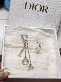 （分類：）位於 。 由 sailorchibimoon 提交（商品編號 1301456391，圖片 1）。簡介： 。