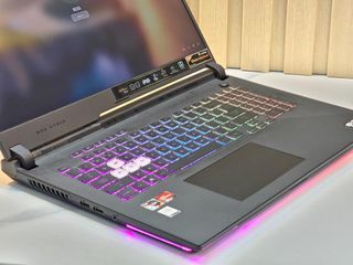 Gaming Laptop Asus Rog Strix G17 G713QY Ryzen 9 5900HX 16GB RAM 1TB SSD AMD Radeon RX6800M 12GB GDDR6 17.3 Inch, 2.5k Resolution 165Hz G-Sync 💻Gaming Laptop, Pristine Condition