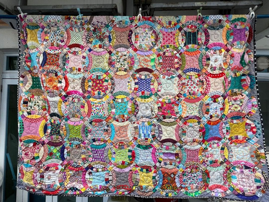 Handmade patchwork quilt (Category: Bedding & Towels) located in Singapore. Submitted by tommyfarmer (Listing ID 1301389623, Image 1). Description: Quilt is 1.5M X 2.0M. Suitable for single/super single beds. Hand sewn..