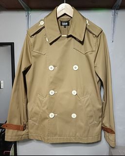 Izzue Double Breasted Short Trenchcoat